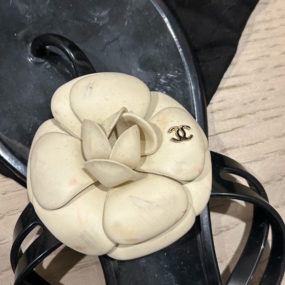 Authentic Chanel jelly sandals - Picture 4 of 5